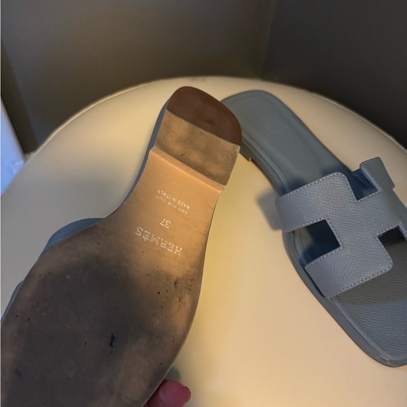 Hermes - Picture 3 of 3